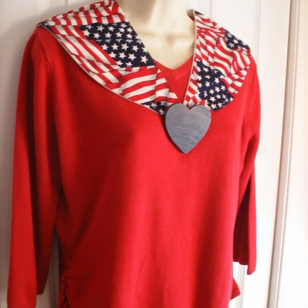 Beautiful Christopher Banks sweater sz M